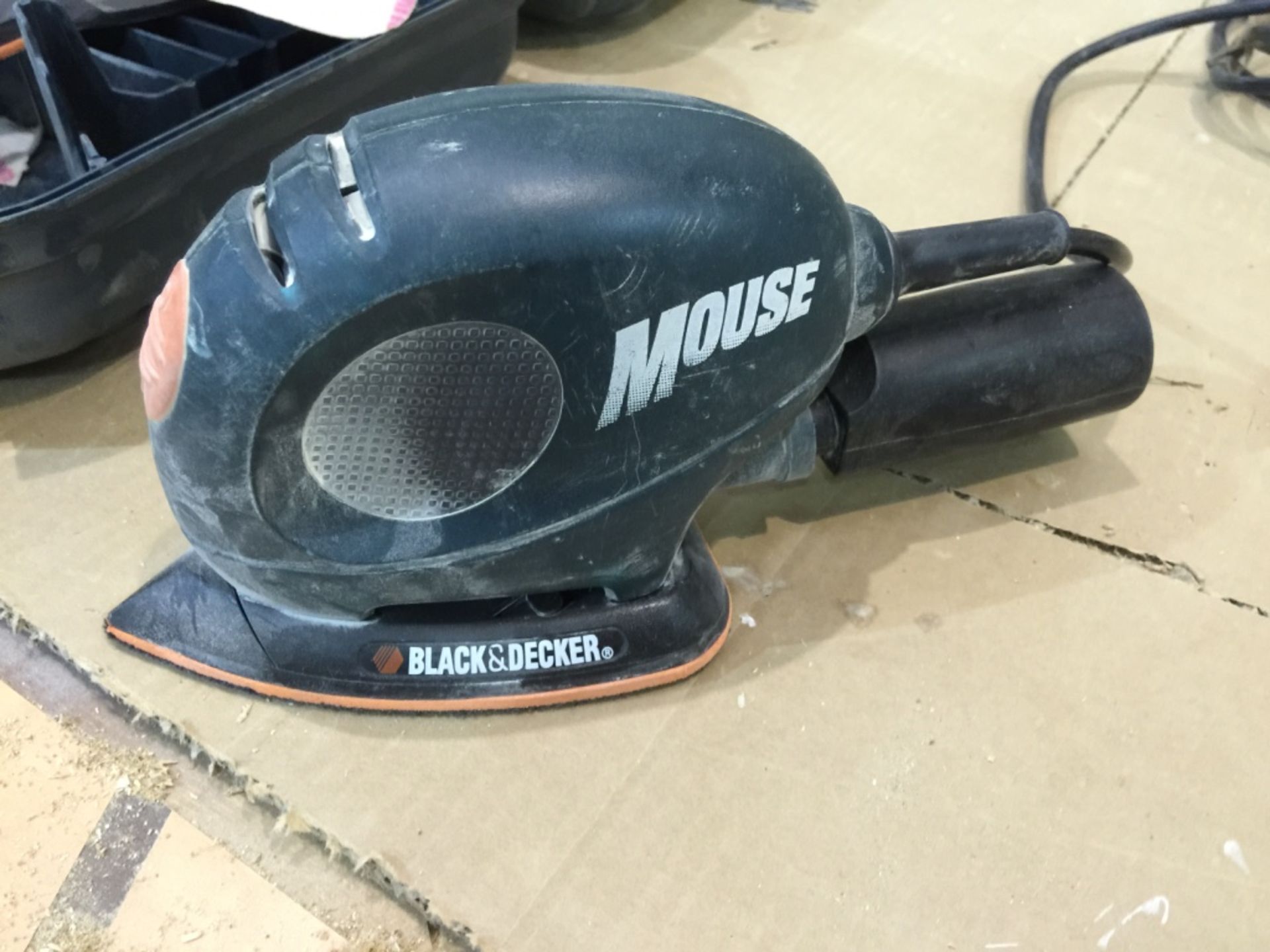 Black & Decker KA150k 55w Palm Mouse Sander(Please - Image 3 of 5