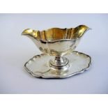 Sauciere, Silber 800Sauciere, Silber 800, Meistermarke Wollenweber, um 1930/40, ca. 244 g,