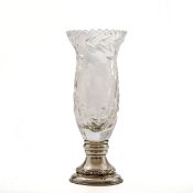 Ziervase, Österreich-Ungarn 1886-1922  900er Silber, farbloses Glas, geschliffen. Runder