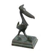 Monogrammist  F.v.M., Bildhauer um 1920 "Grotesker Vogel". Bronze dunkel patiniert.  Auf