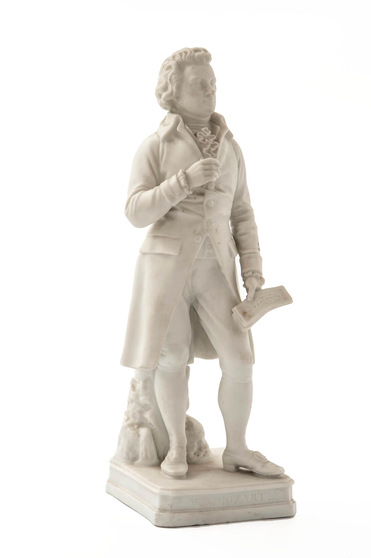 Wolfgang Amadeus Mozart Biskuitporzellan, unbemalt. Auf quadratischem Sockel die Figur des