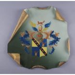 Reserve: 80 EUR        WAPPEN 19. JH, Platte aus Blech, mit Füchsen im Wappen, H 38 x B 36 cm