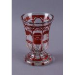 Reserve: 150 EUR        BIEDERMEIER GLAS 19. JH, rotes Glas, auf Korpus bezeichnet, H 12 x