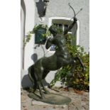 Reserve: 3200 EUR        ZENTAUR lebensgroße Skulptur eines Zentaur in Bronze, ca. H 225 x B 160 x T