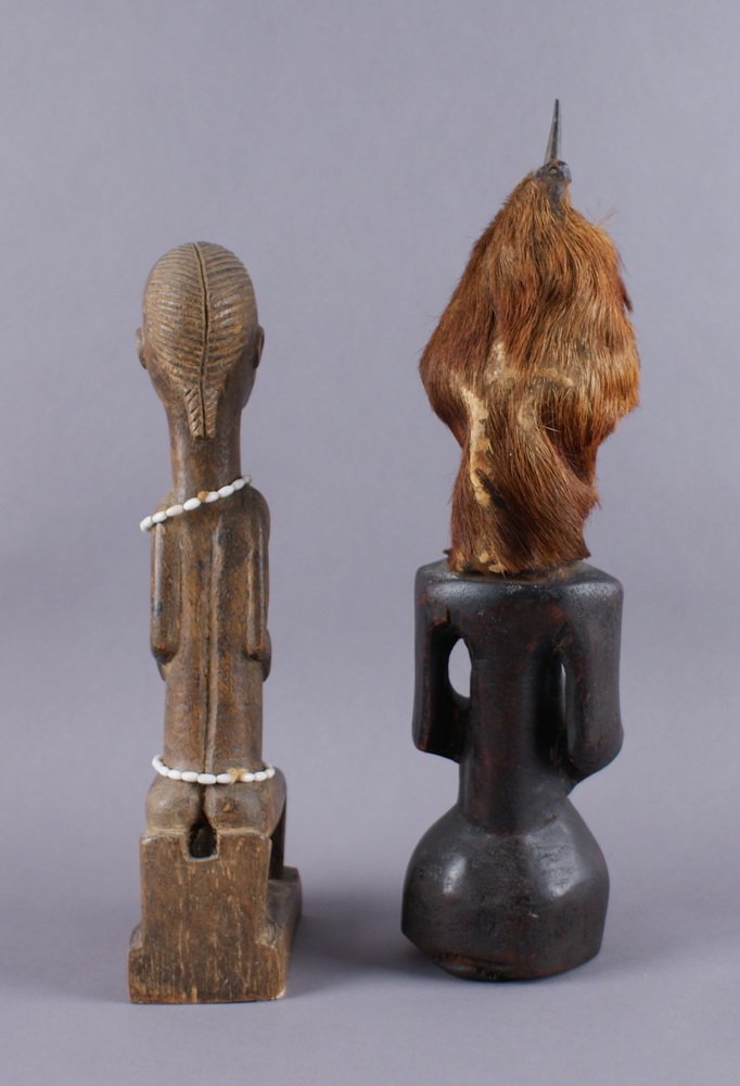 ZWEI FIGUREN Holz geschnitzte afrikanische Figuren, aus einer Privatsammlung ausSüddeutschland, H 35 - Image 5 of 6