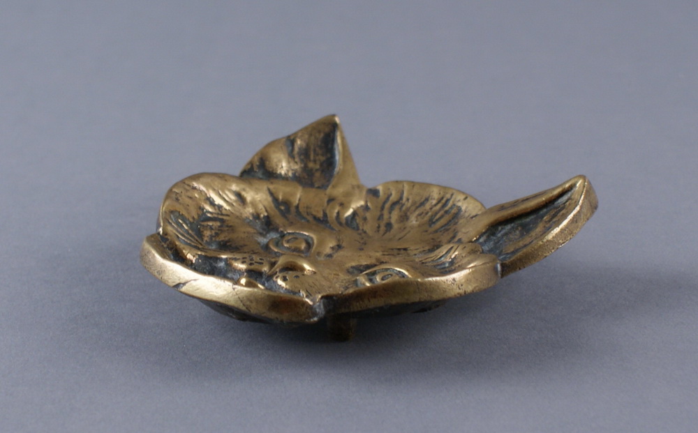 WIENER BRONZEkleine Schale in Form eines Katzenkopfes, Durchmesser ca. 10 cm  Mindestpreis: 50 EUR - Image 2 of 3