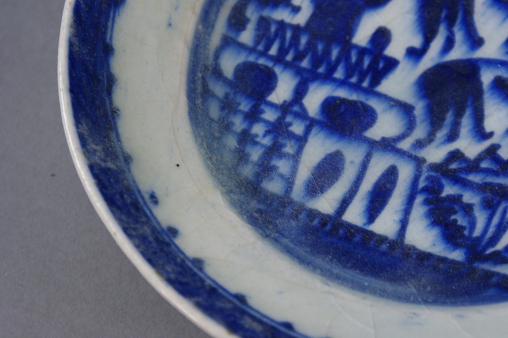 ZWEI TELLER wohl Persien, blau bemalt, besch., Durchmesser 18 und 21 cm  Mindestpreis: 80 EUR - Image 4 of 6