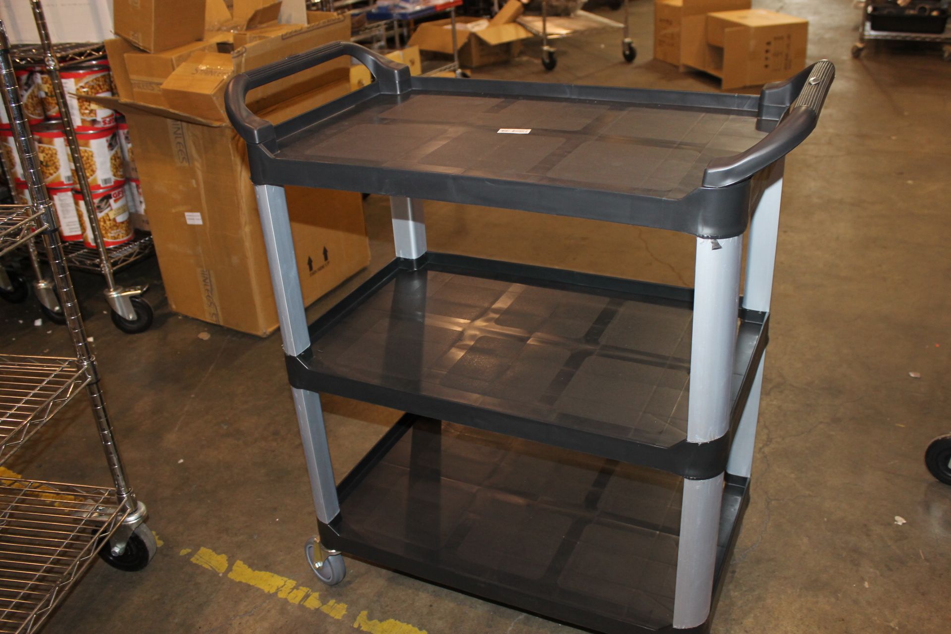 Bussing Cart, 3-tier black