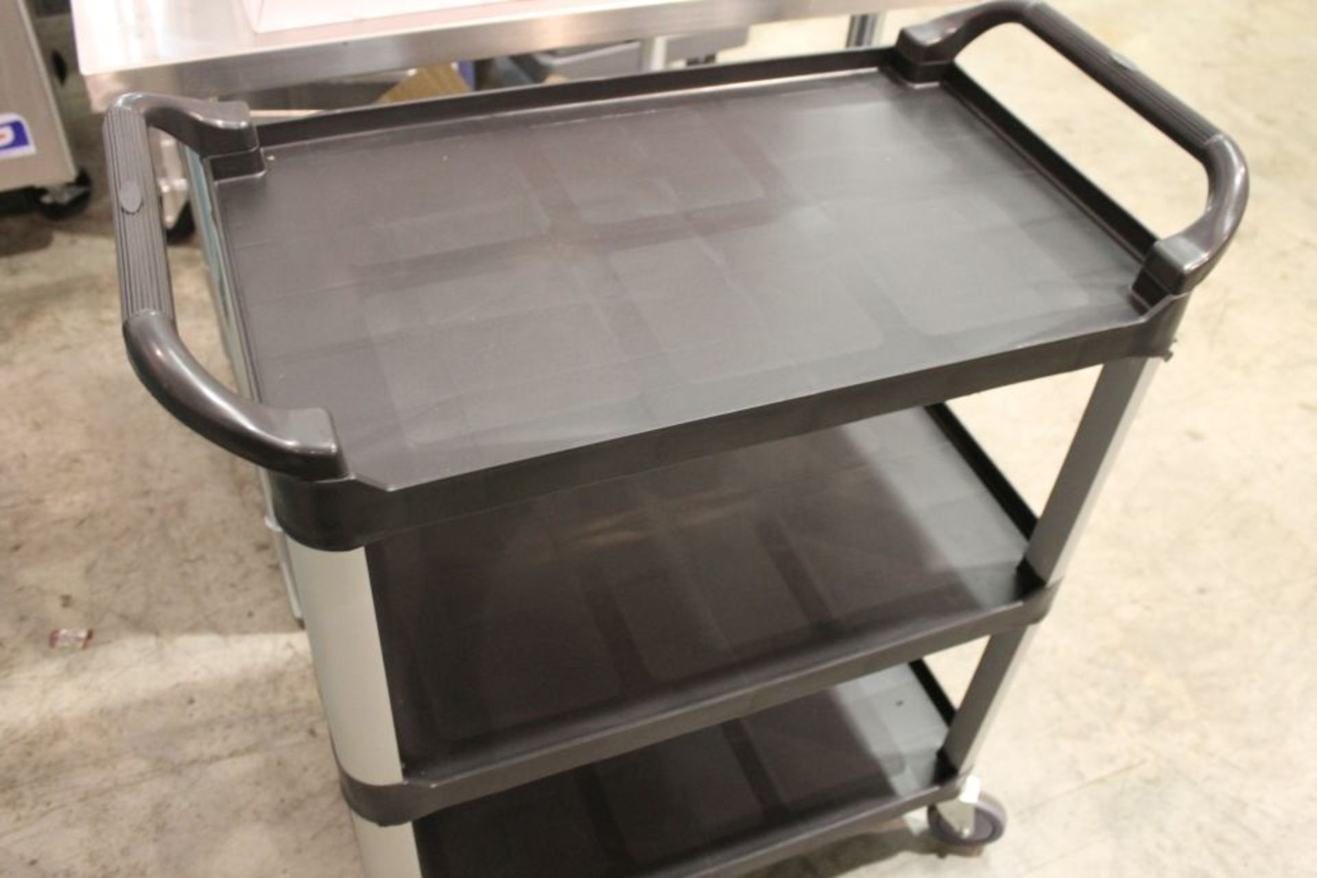 Bussing Cart, 3-tier black