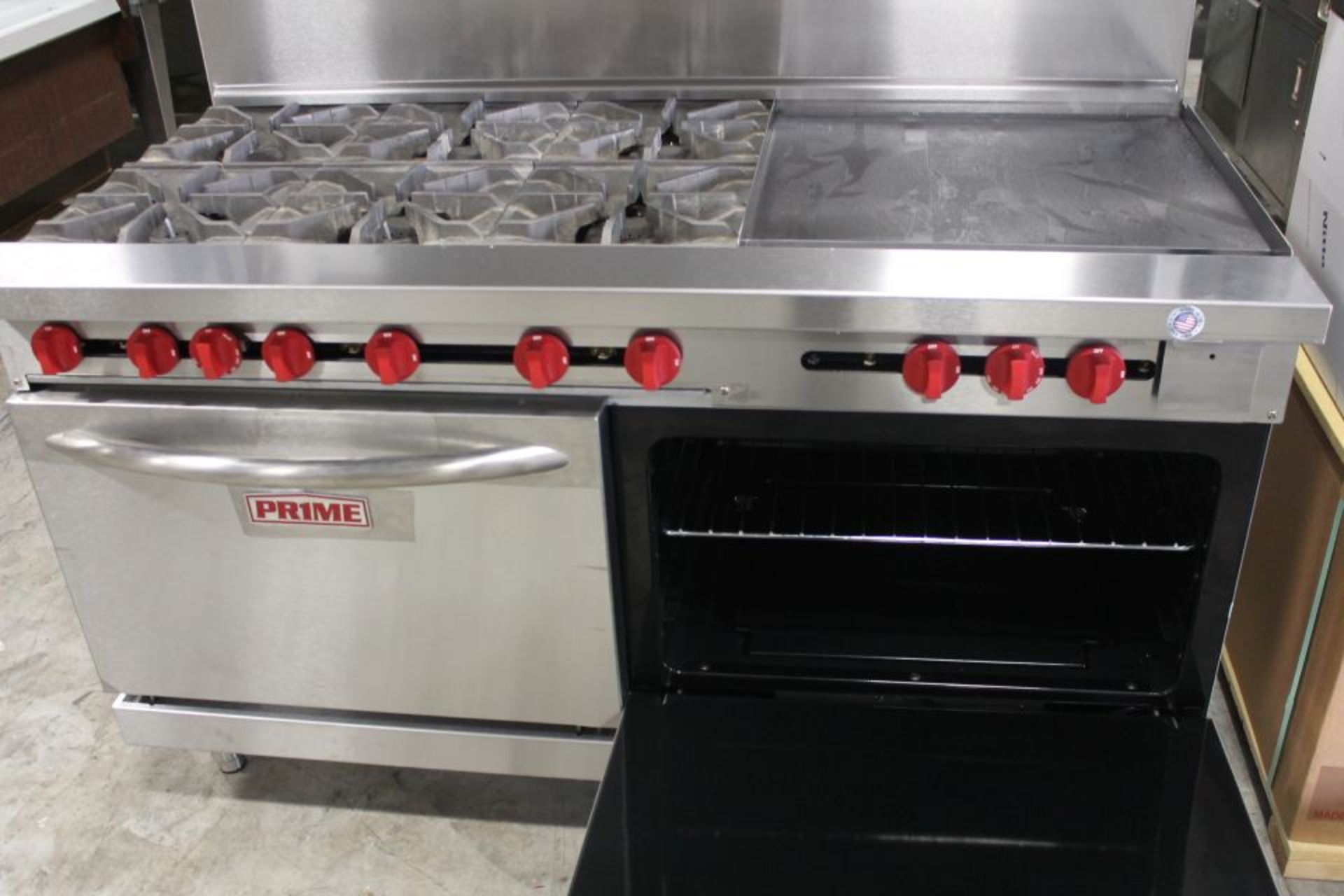 Prime 60" range with 6 open burners, 24" griddle on right, 2 std ovens, nat gas, model PR-6-G24 - Image 2 of 3
