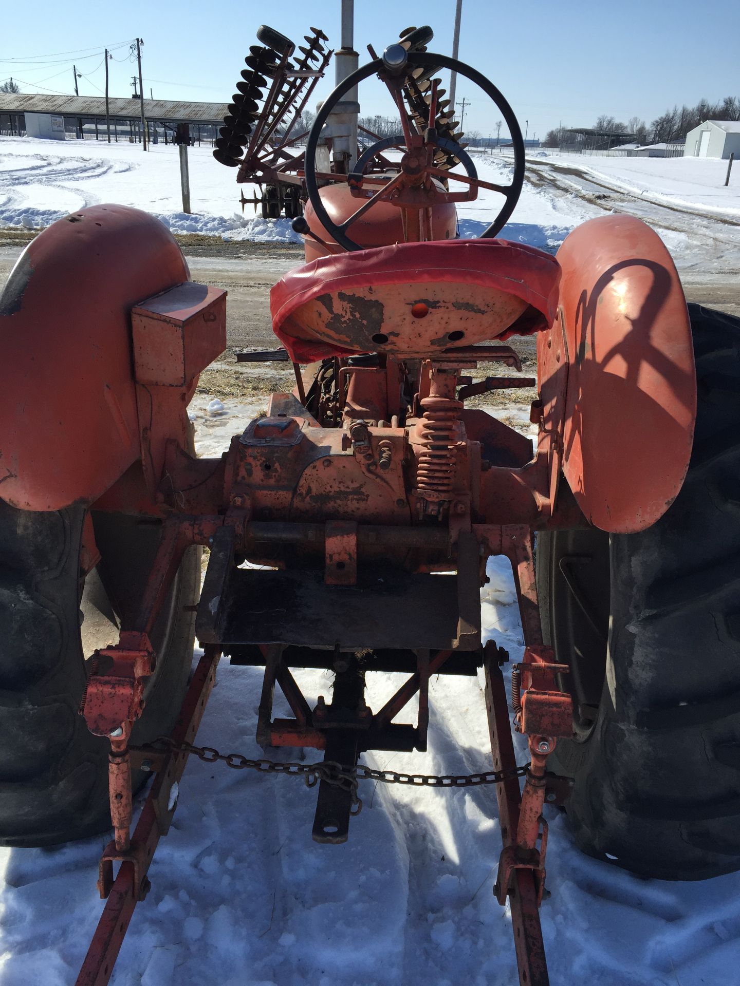 Allis Chalmers WD45 Tractor, narrow front, 3pt hitch, runs good - Image 7 of 10
