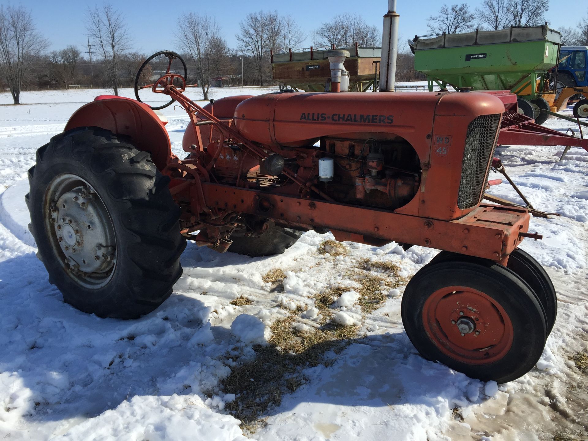 Allis Chalmers WD45 Tractor, narrow front, 3pt hitch, runs good - Image 2 of 10