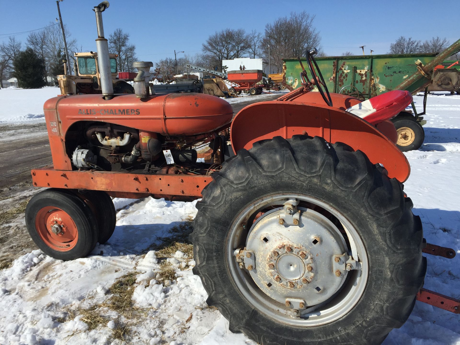 Allis Chalmers WD45 Tractor, narrow front, 3pt hitch, runs good - Image 9 of 10