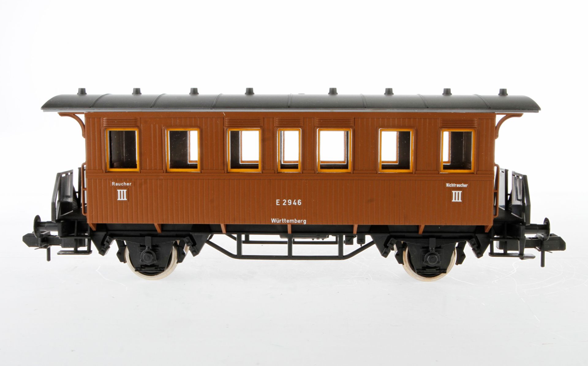 Märklin Personenwagen 5802, Spur 1, braun, leichte Alterungsspuren, Länge 31, im Originalkarton,