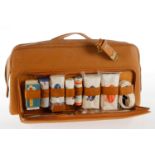 Auto-Reise-Hilfe-Tasche ca. 60er Jahre  aus Leder/Kunststoff, mit Nähzeug, Erste-Hilfe-Material,