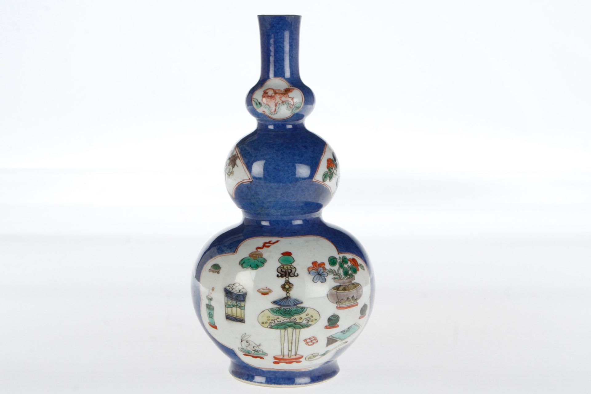 Famille verte Doppelkürbisvase mit famille verte-Dekor. Kangxi-Periode (1662-1722)  Vase von - Bild 3 aus 4