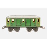 Doll Gepäckwagen 5/583, S 0, grün HL, mit 4 ST, LS, tw RS, L 21, Z 2-3