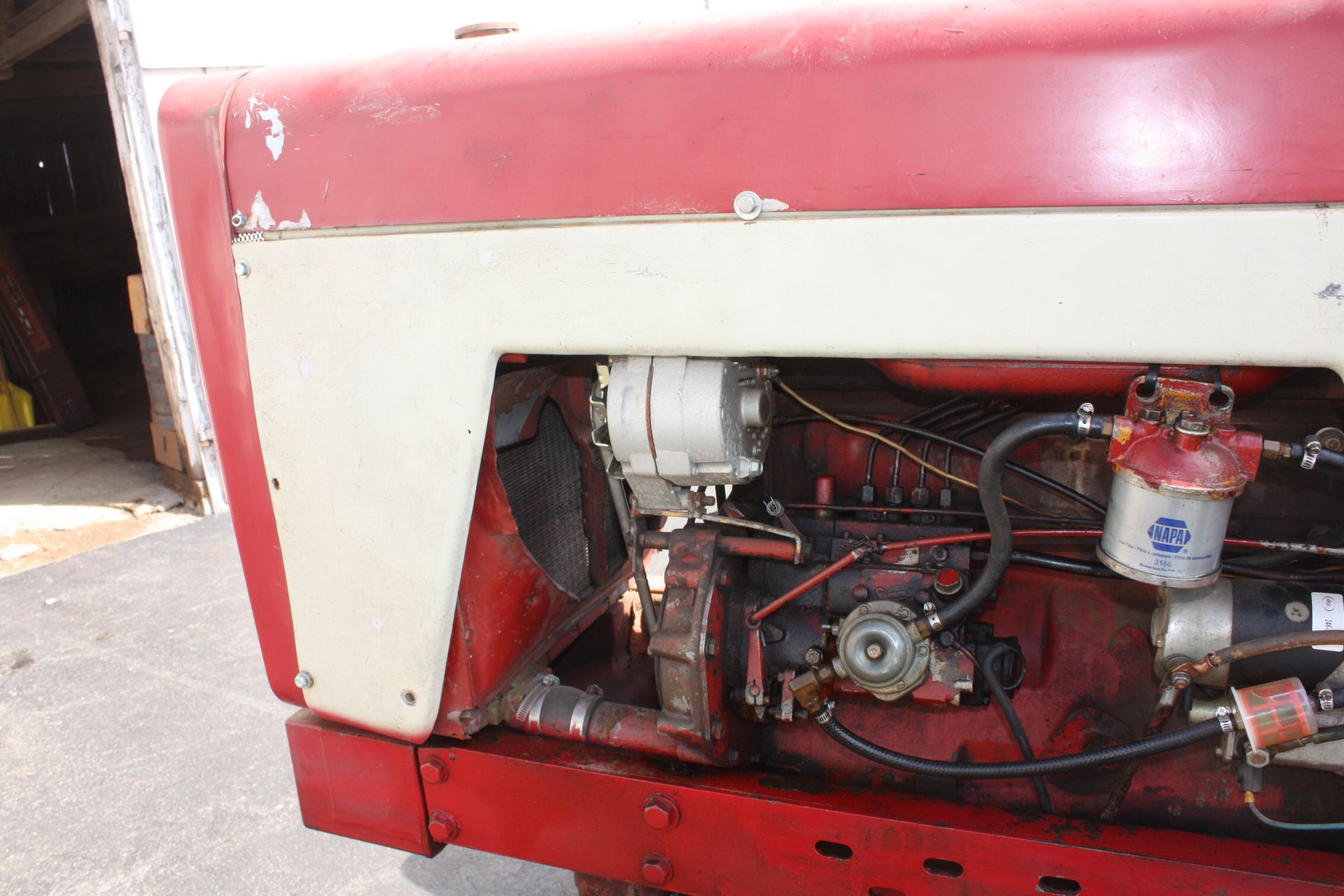 IH 634-D tractor (rare to find in the states) runs strong, Decent sheetmetal, has diff lock, pto and - Image 6 of 20