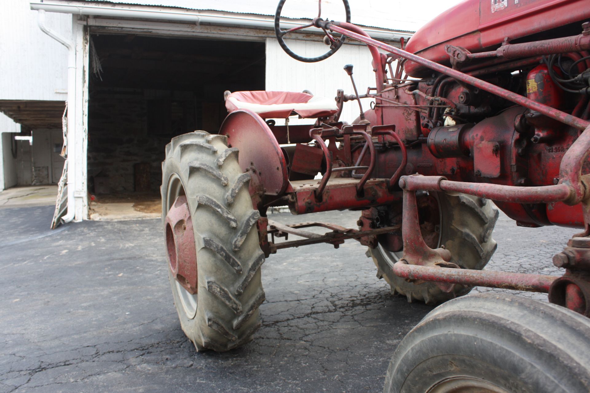 Farmall Super A  This has been the family tractor (Irene's), Purchased  in 1951 and  has been very - Image 17 of 17