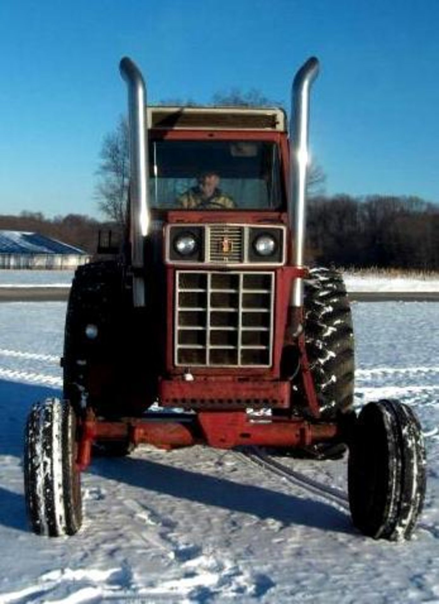 IH 1468, 1971 model-S#07770  this tractor originally would have been a white cab version (no air) - Image 9 of 9