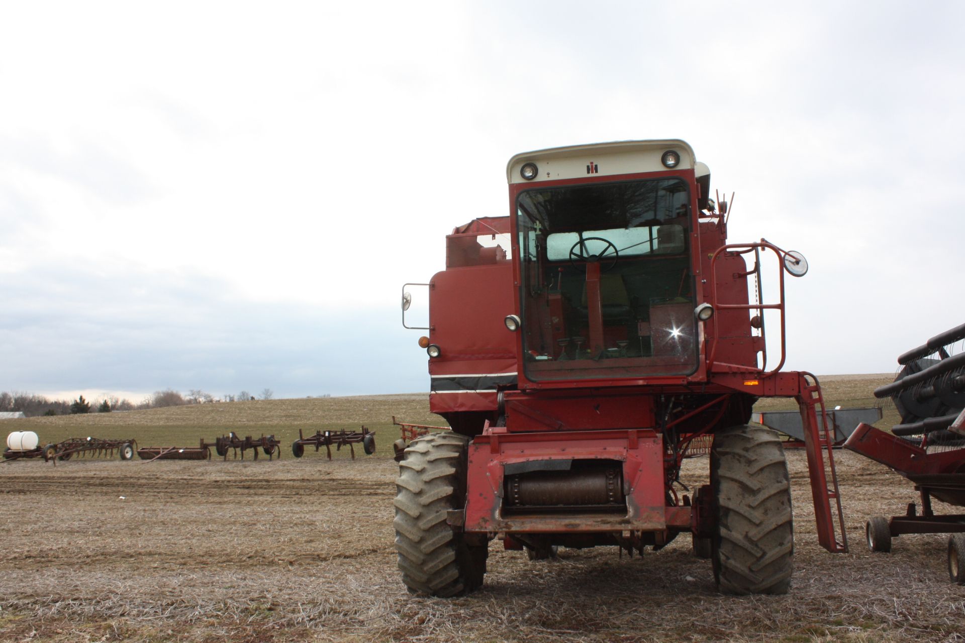 IH 1460 Combine 2wd recent complete engine O/haul - Image 3 of 6