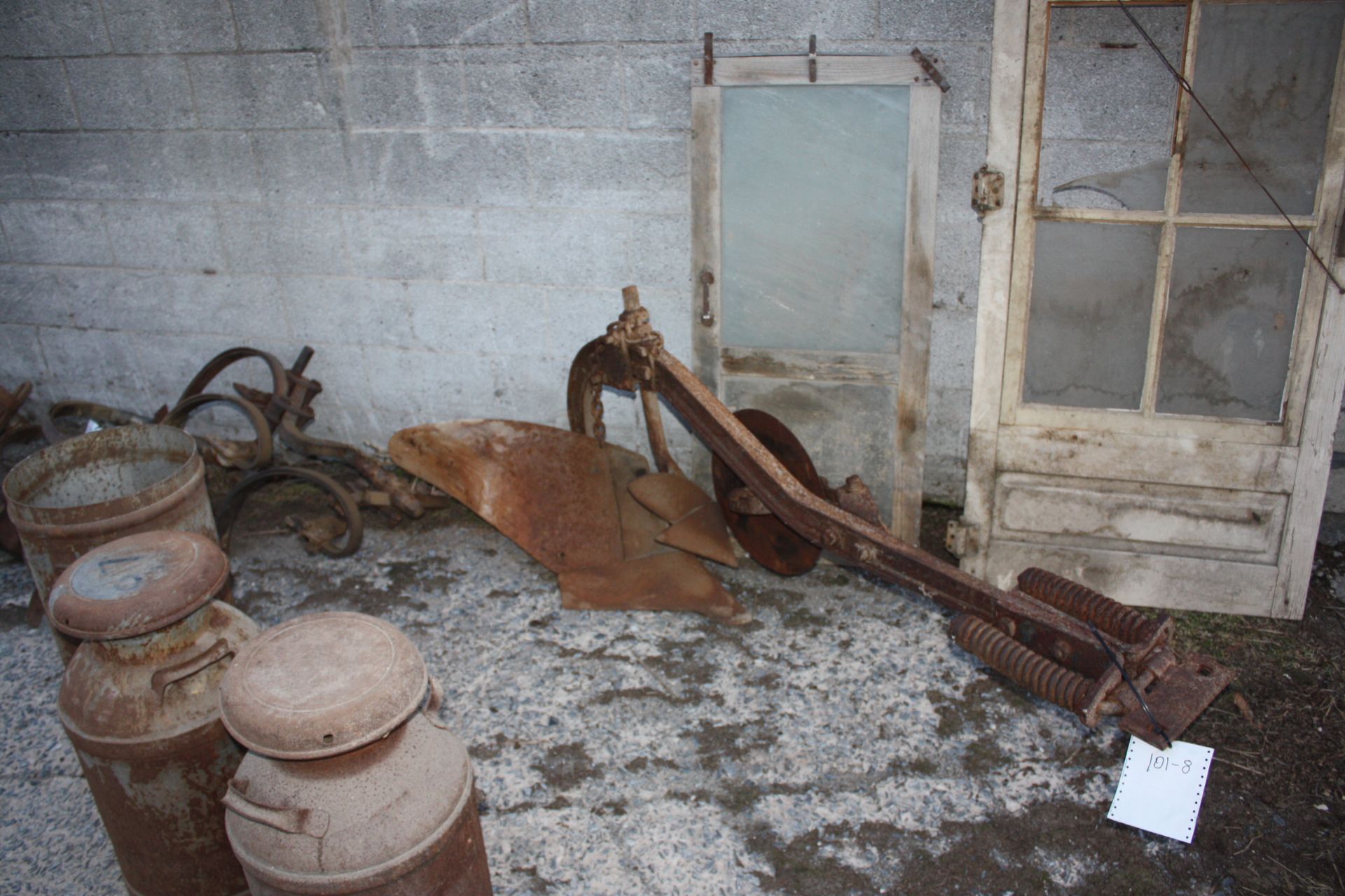 Plow selling by its self. Was used on Super A that sells as lot #102.  Fits other tractors. - Image 2 of 2