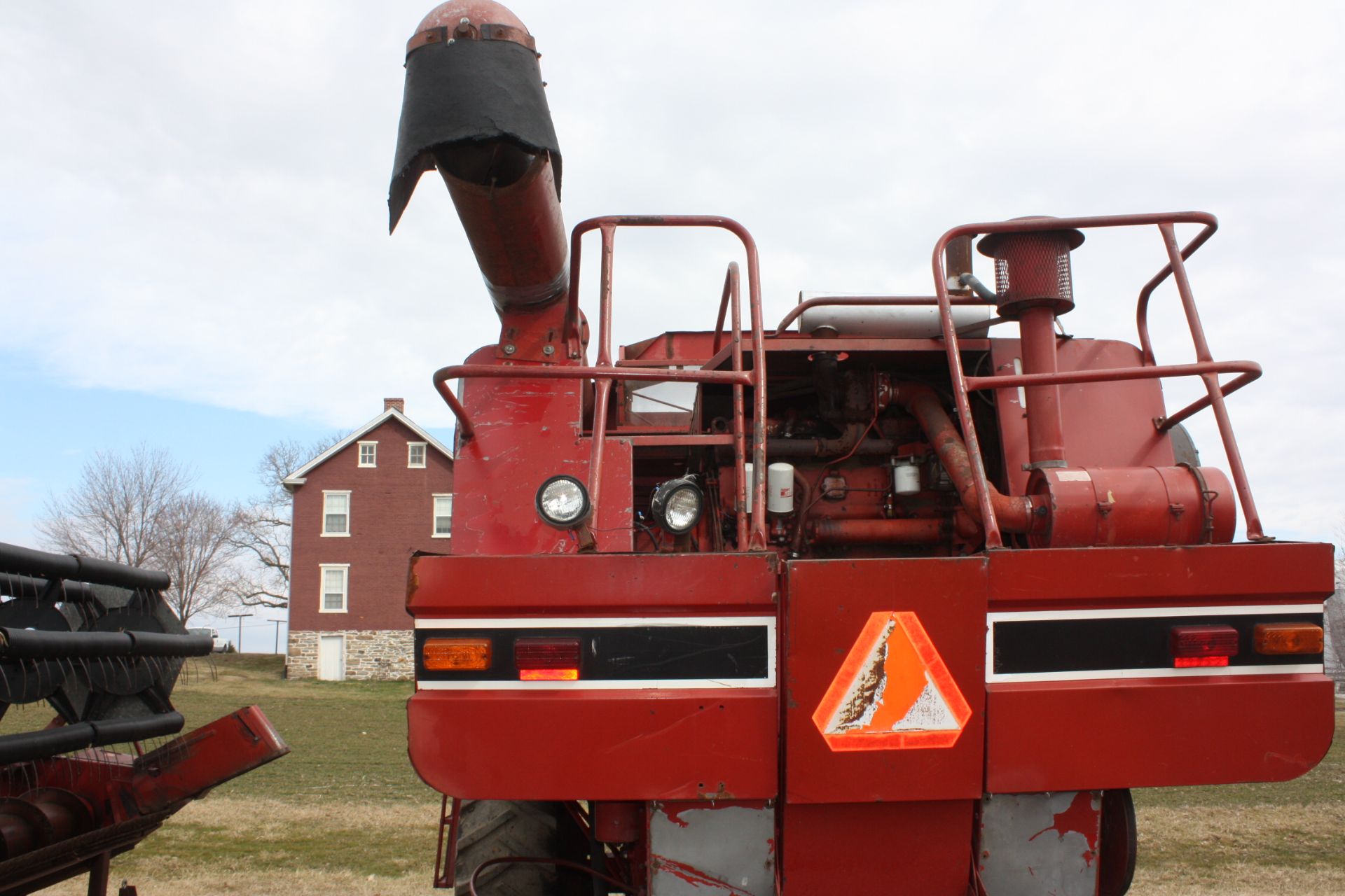 IH 1460 Combine 2wd recent complete engine O/haul - Image 6 of 6