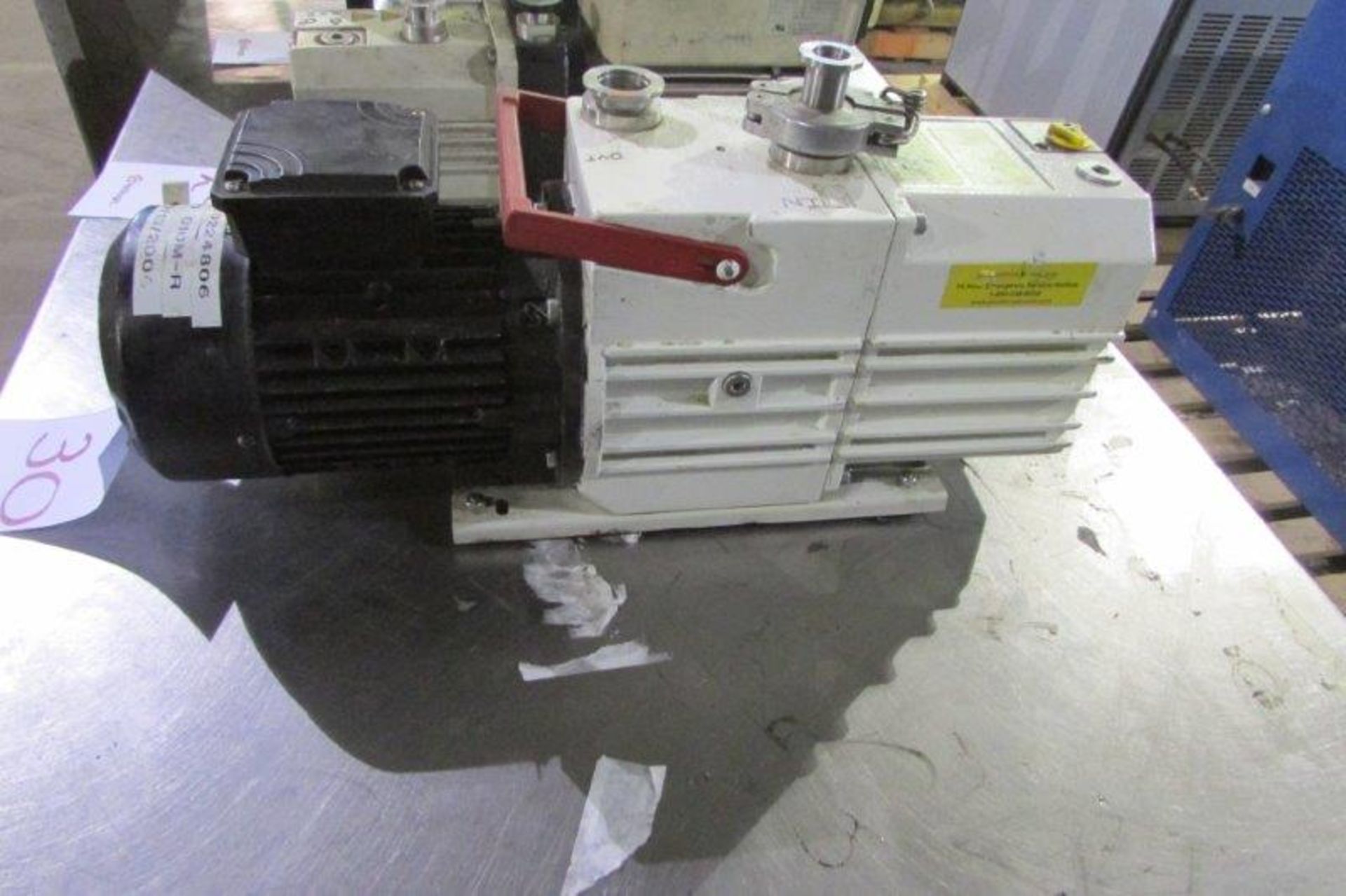 PFEIFFER OIL ROTARY VANE PUMP, MOD: DUO 10M - Image 2 of 2