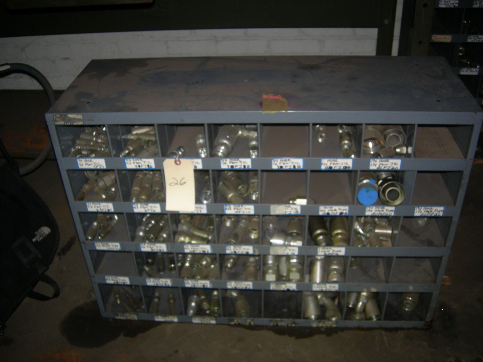 LOT HYDRAULIC FITTINGS