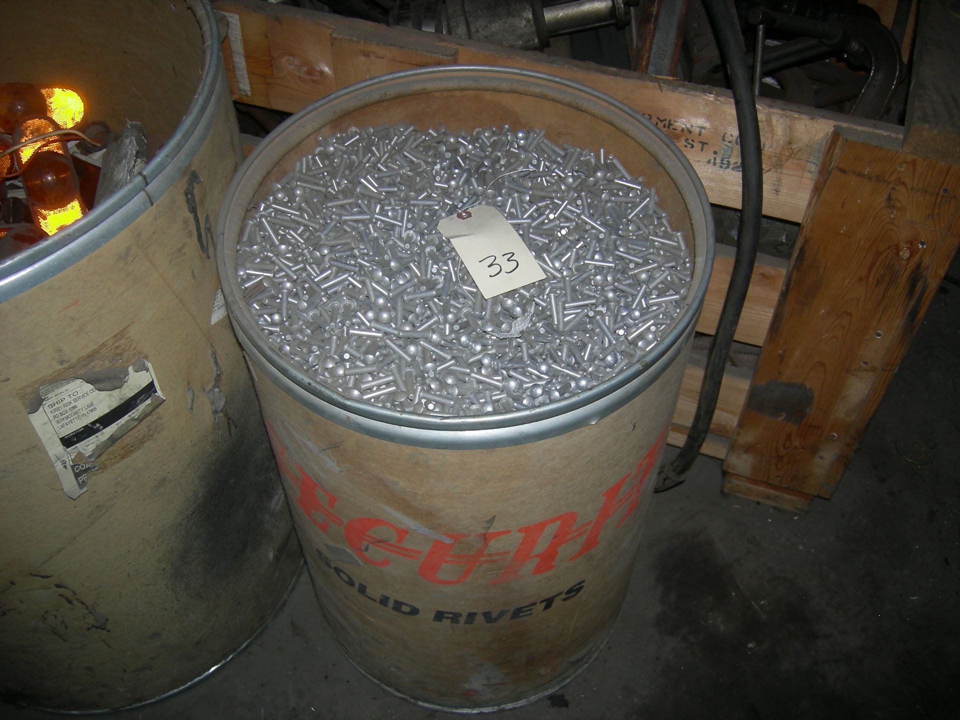 BARREL OF ALUMINUM RIVETS - VERY HEAVY