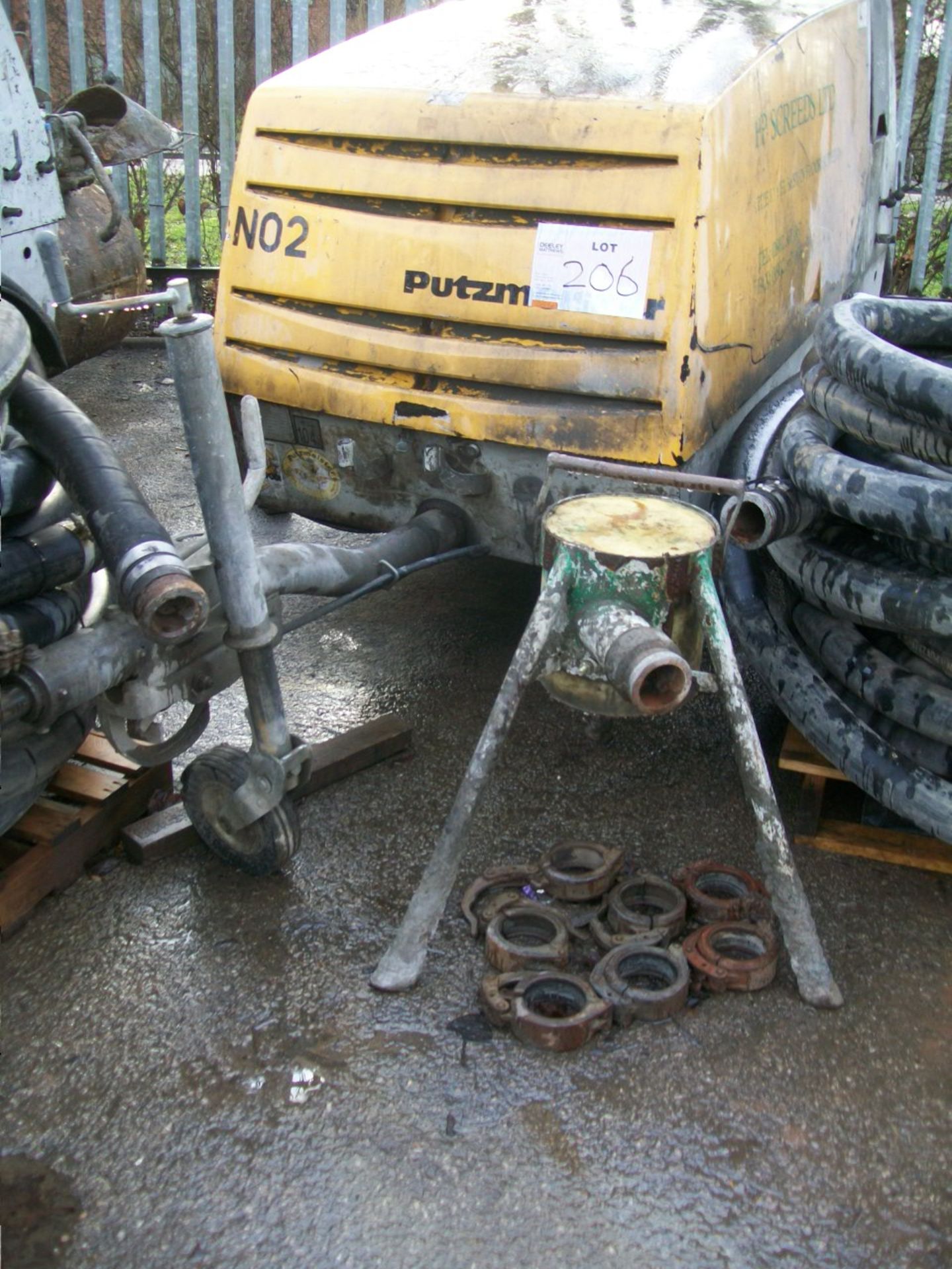 2003 Putzmeister M760DH SCREED PUMP, serial no not known, Plant No 2 with 6 x hoses, tripod and 7 - Image 4 of 7
