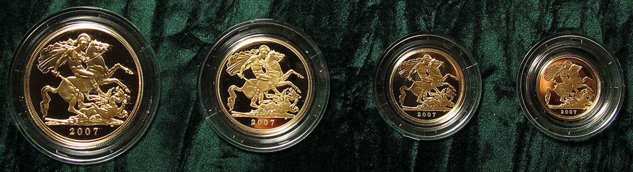 Four coin set 2007 (£5, £2, Sovereign & Half Sovereign). FDC boxed as issued