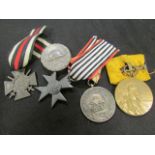 German WW1 medals including Cross of Honour Kiser Sentinel medal silver wound badge etc (5)