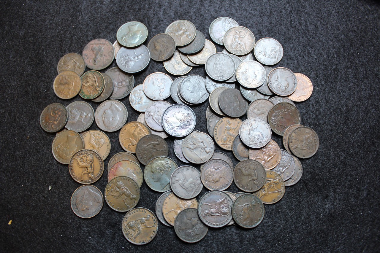 GB Farthings (83) 18th to early 20thC assortment, mixed grade.