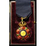 The Most Eminent Order of the Indian Empire, Companions neck badge, later type (no letters on