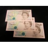 Gill £5s (3) All B357 "A01 000514" with "A01 003547 & 8" aUnc