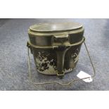 German field canteen and mess tin, makers marked HRT 37