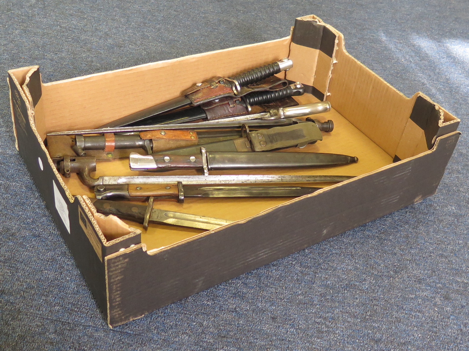 Bayonets - selection of various types incl Swiss STGW 57 Assault Rifle x2, British 1853 Socket