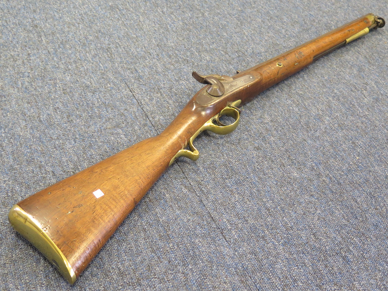 19th century 1844 pattern yeomanry carbine lock stamped VR Tower 1844 with various proof marks to