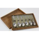 Chinese boxed set of Tea Spoons, all marked, weight 3ozs (6)