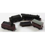 Hornby Duplo Train with five various carriages