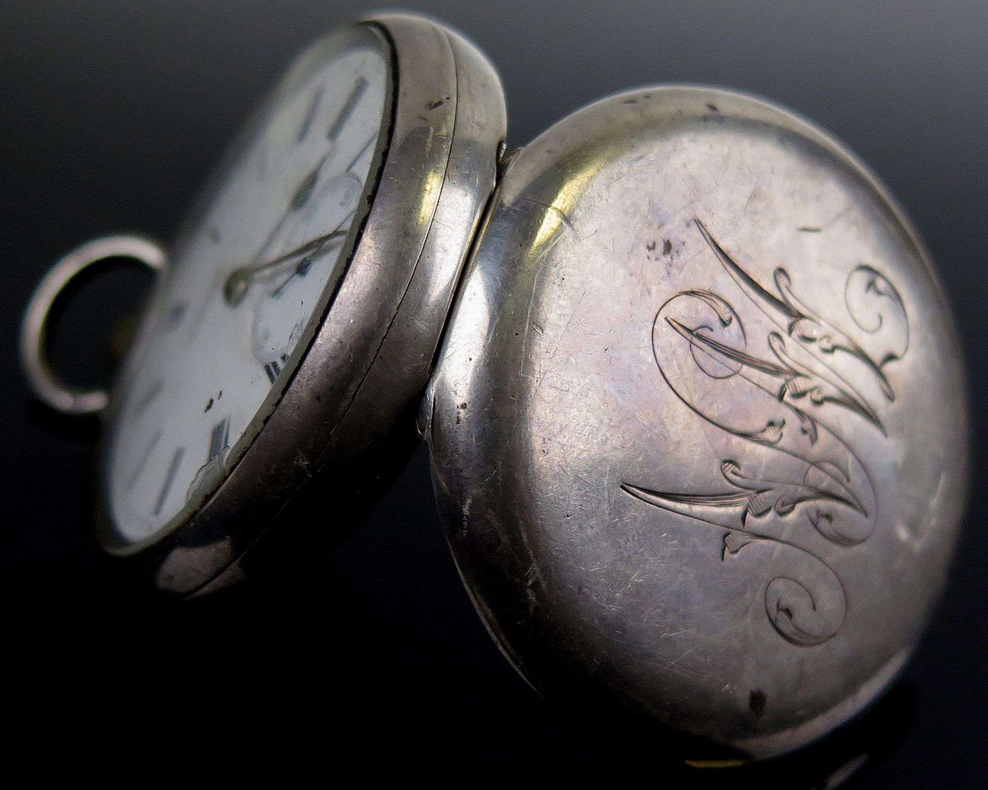 Silver open face pocket watch, hallmarked Birmingham 1900, the white enamel dial applied with