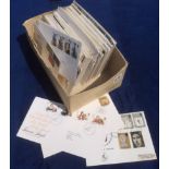 First Day Covers, a collection of approx 160 covers, mostly late 1960's to 1980's, majority with