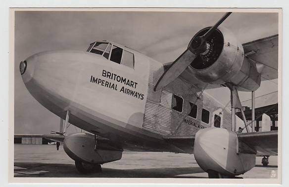Postcards, Aviation, Imperials Airways/Croydon Airport, a collection of 12 cards, all RP's including