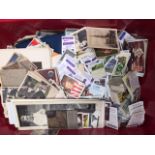 Trade cards, a large accumulation of cards, various manufacturers & series inc. Typhoo, A&BC Gum,