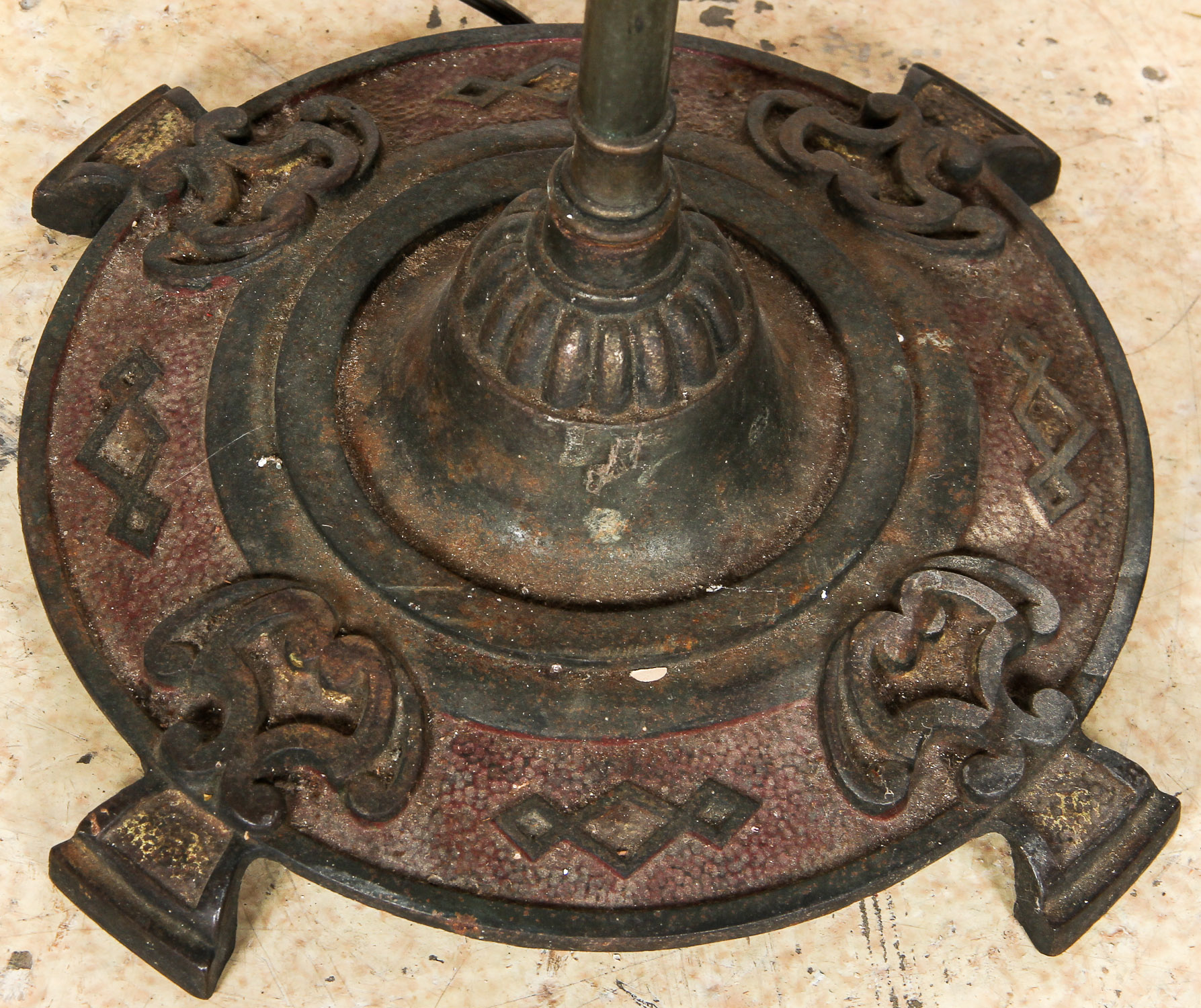 Arts And Crafts Style Cast Iron Torchiere. Stamped Rembrandt. Size: 69" x 14" x 14", 175 x 36 x 36 - Image 4 of 5