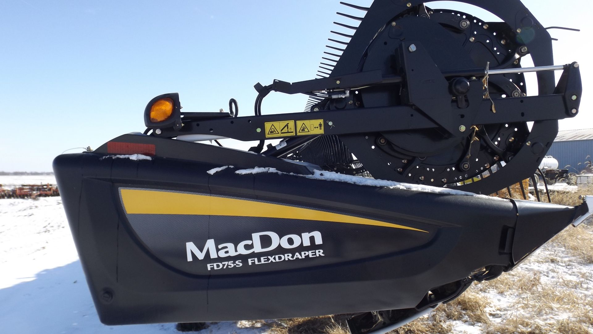 Macdon FD75-S Flex Draper Platform '14 sn#244371-14, 40', Less 500 Acres, Purchased 7/30/14,