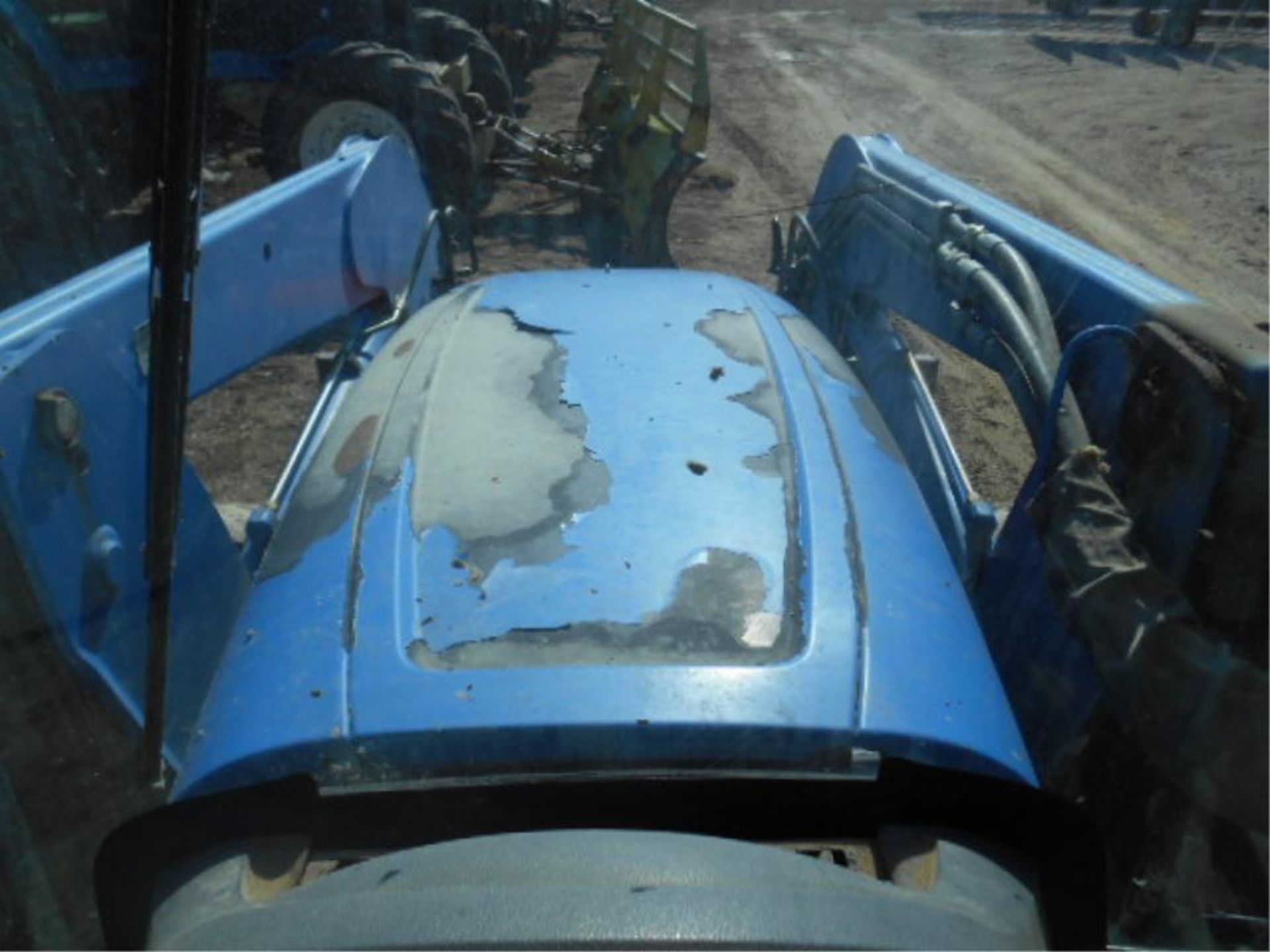 New Holland TS115 Tractor. '06, sn#ACP258890 9523 Hrs, MFWD, Cab, 115 HP, 12/2, 3 Pt, 2 Hyd. - Image 18 of 20