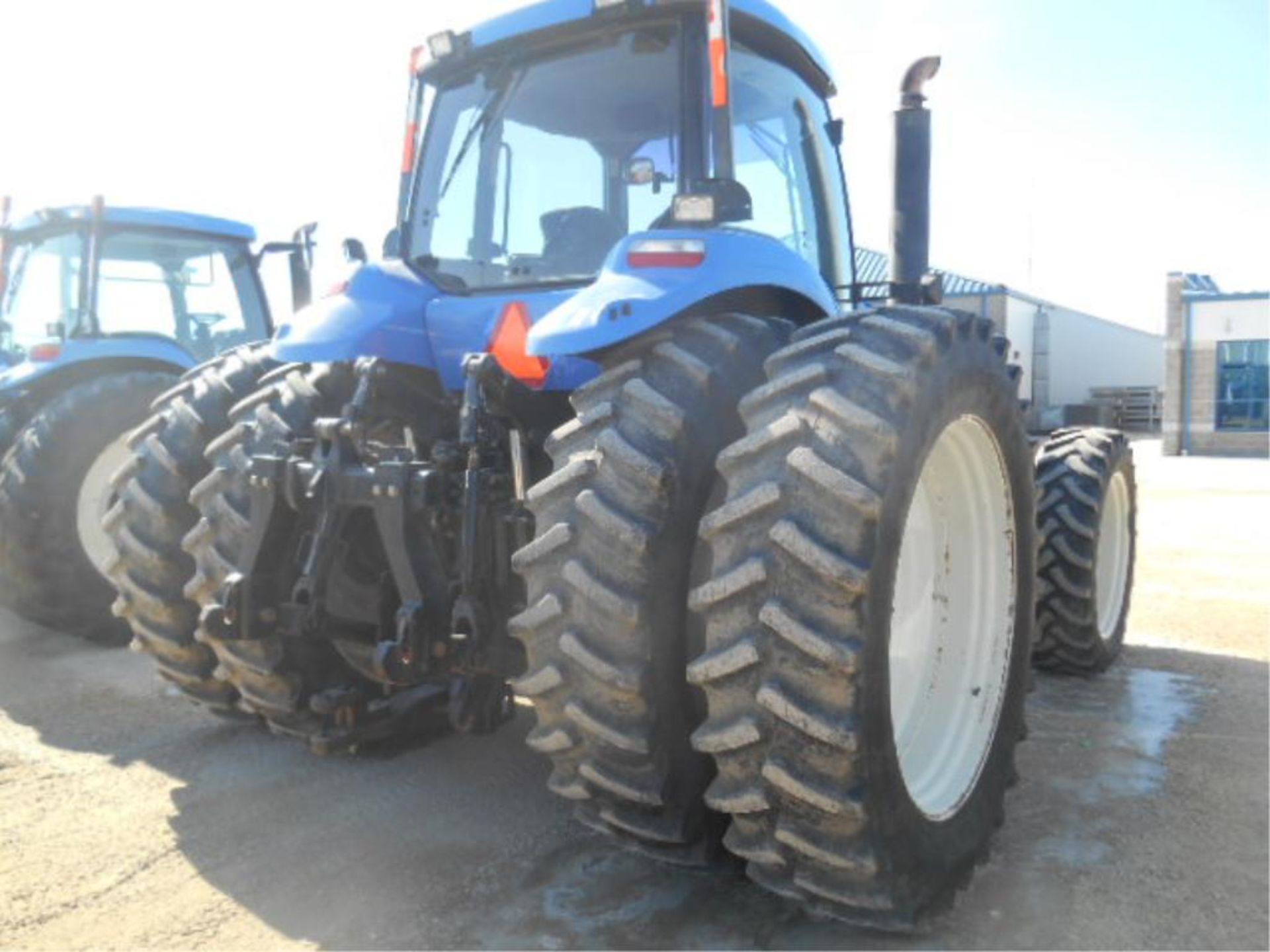 New Holland T8020 Tractor '09, sn#Z8RW02210 5630 Hrs, MFWD, Fully Equipped Cab, Buddy Seat, 278 - Image 3 of 11
