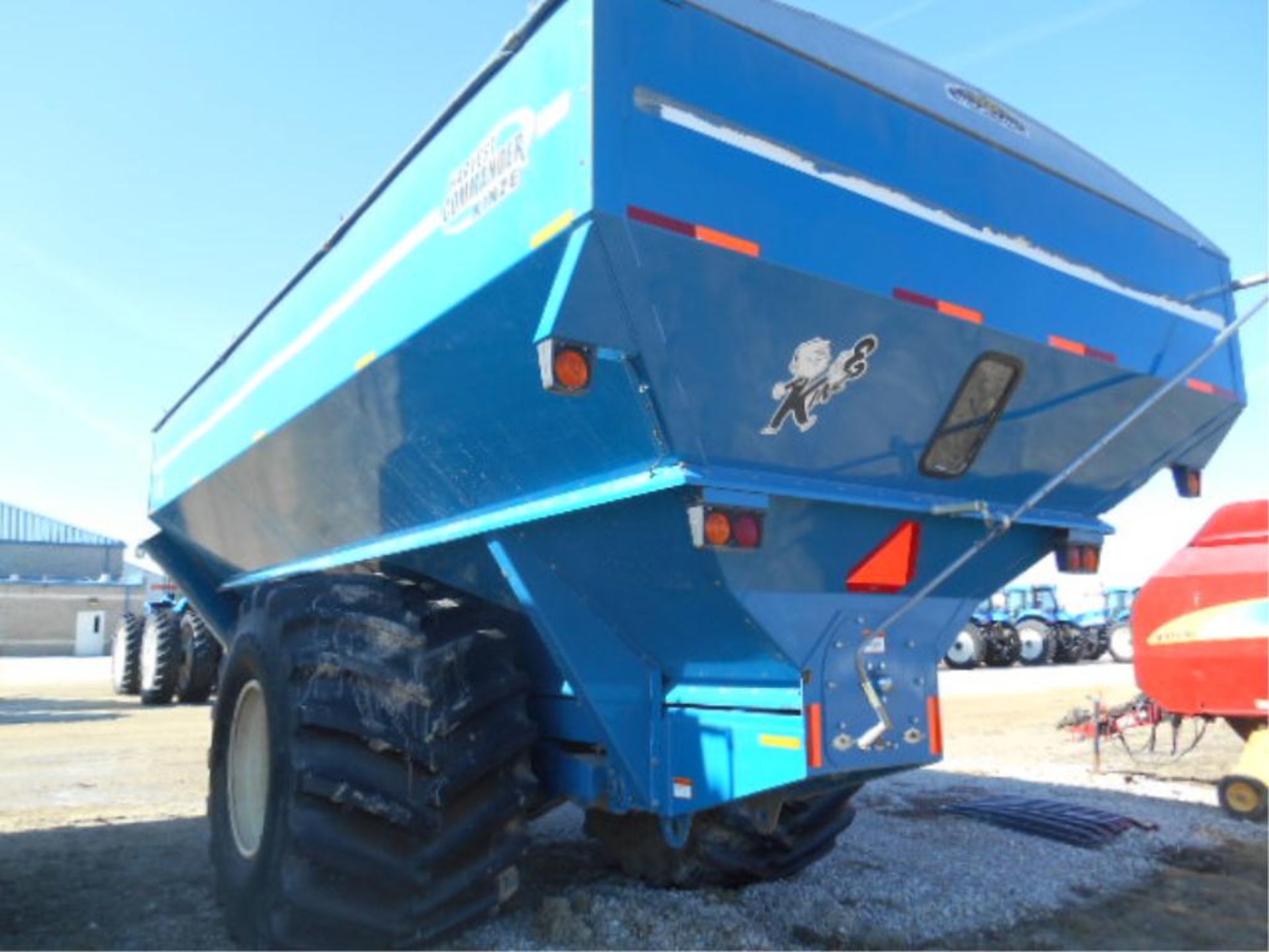 Kinze 1050 Harvest Commander Sof-Tred Grain Cart 24' Auger, Scale, Tarp, 76X50.00-32 Tires - Image 6 of 18